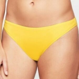 Yellow low rise bottom